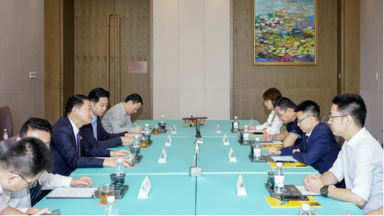 省拉斯维加斯9888集团党委书记、董事长任丁与腾讯“王者荣耀”CTO邓君、腾讯大成网总裁郑亮座谈交流