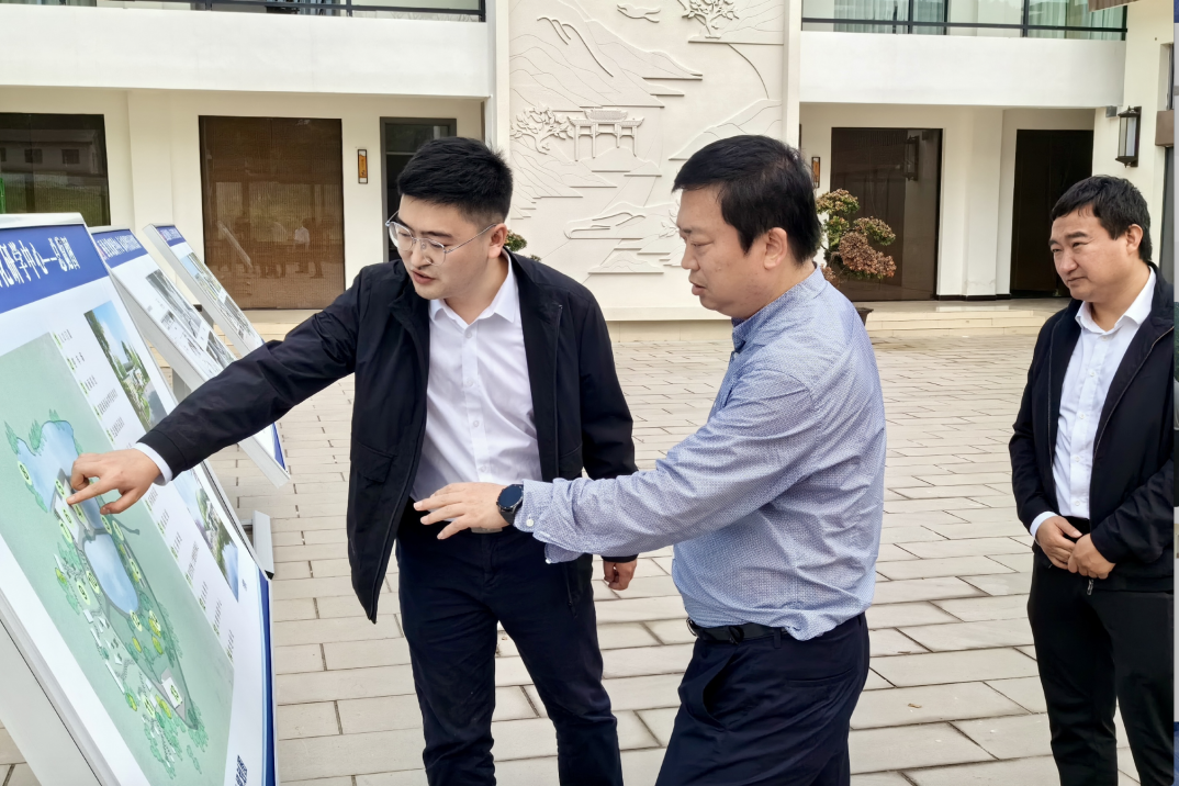 省拉斯维加斯9888集团领导赴南充市邓家沟村调研乡村振兴工作
